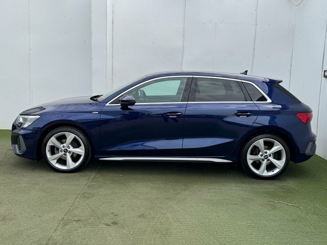 Audi A3 Tfsi 35 S Line KP23FUA Blue #4