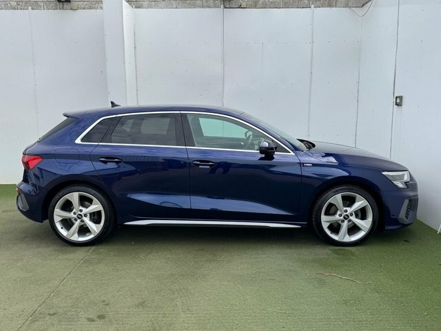 Audi A3 Tfsi 35 S Line KP23FUA Blue #3
