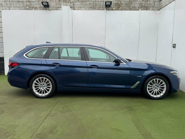 BMW 5 Series 530E 12Kwh Se Touring VO22PXV Blue #3