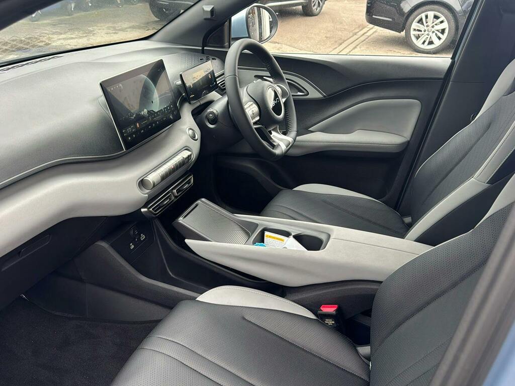 Byd Dolphin 43.2Kwh Boost Hatchback LY75OSW Blue #3