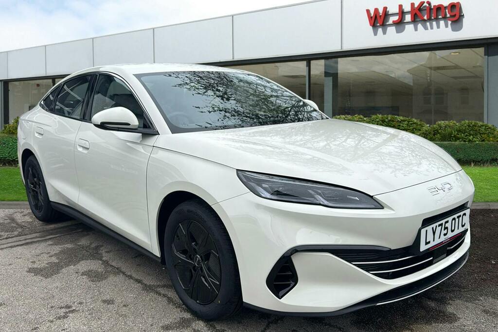 Byd Seal 1.5 10Kwh Boost Saloon Plug-in Hybrid C White