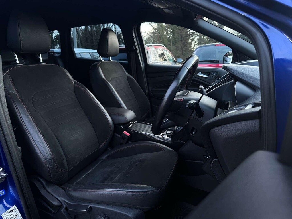 Ford Kuga 1.5 St-line Tdci NU67HBH Blue #4