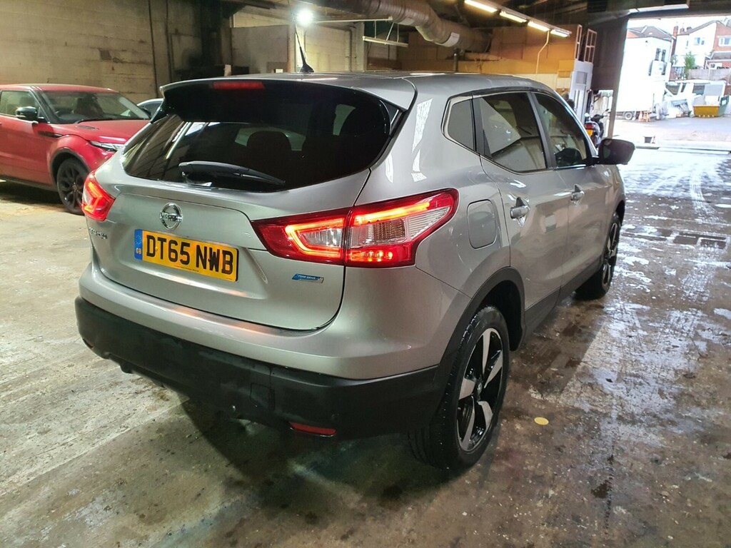 Nissan Qashqai N-connecta DT65NWB Black #5