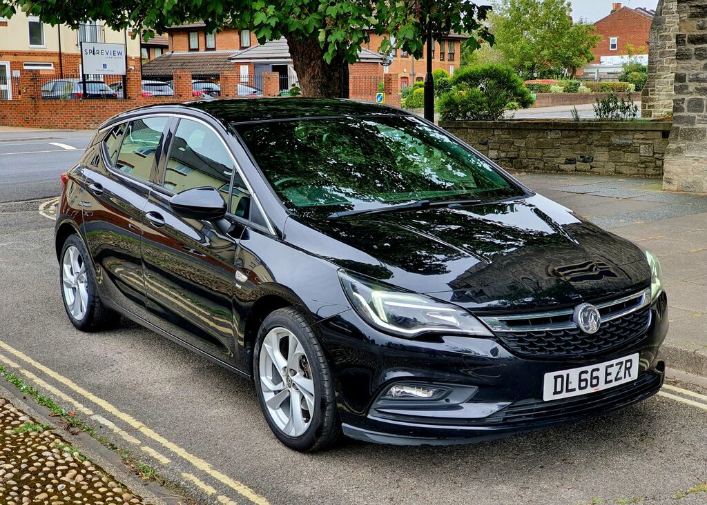 Vauxhall Astra Turbo Sri Nav Black