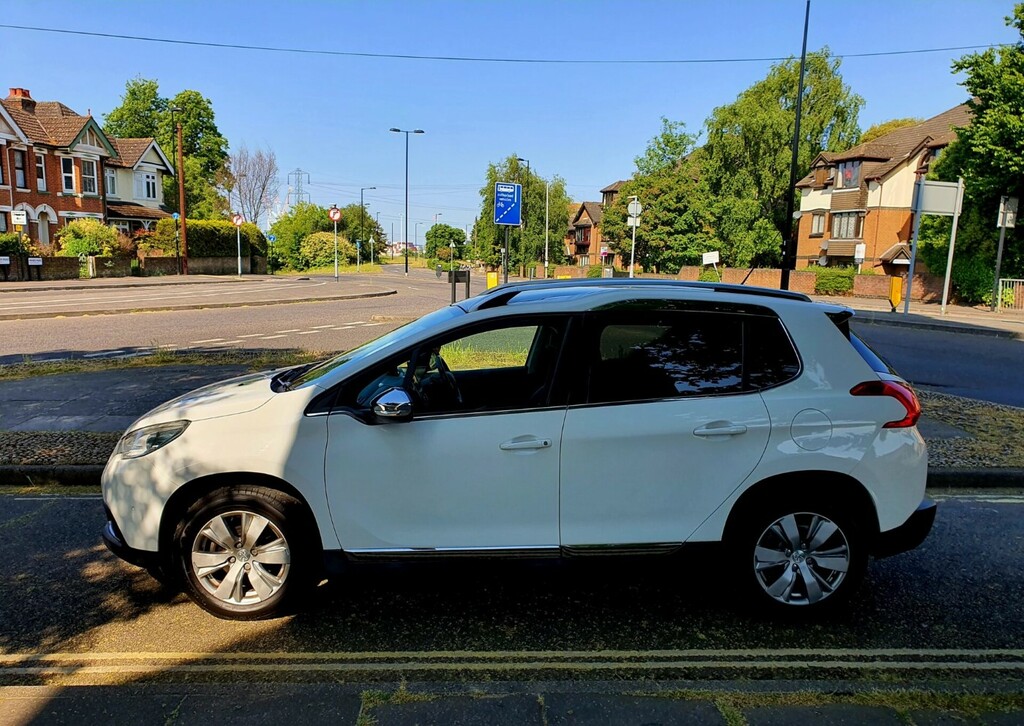 Peugeot 2008 Vti Allure Station Wagon LK14YYZ White #4
