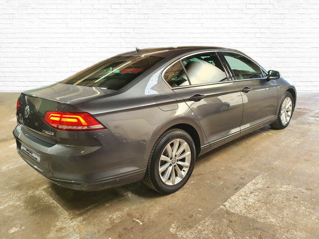 Volkswagen Passat Se Business Grey #4