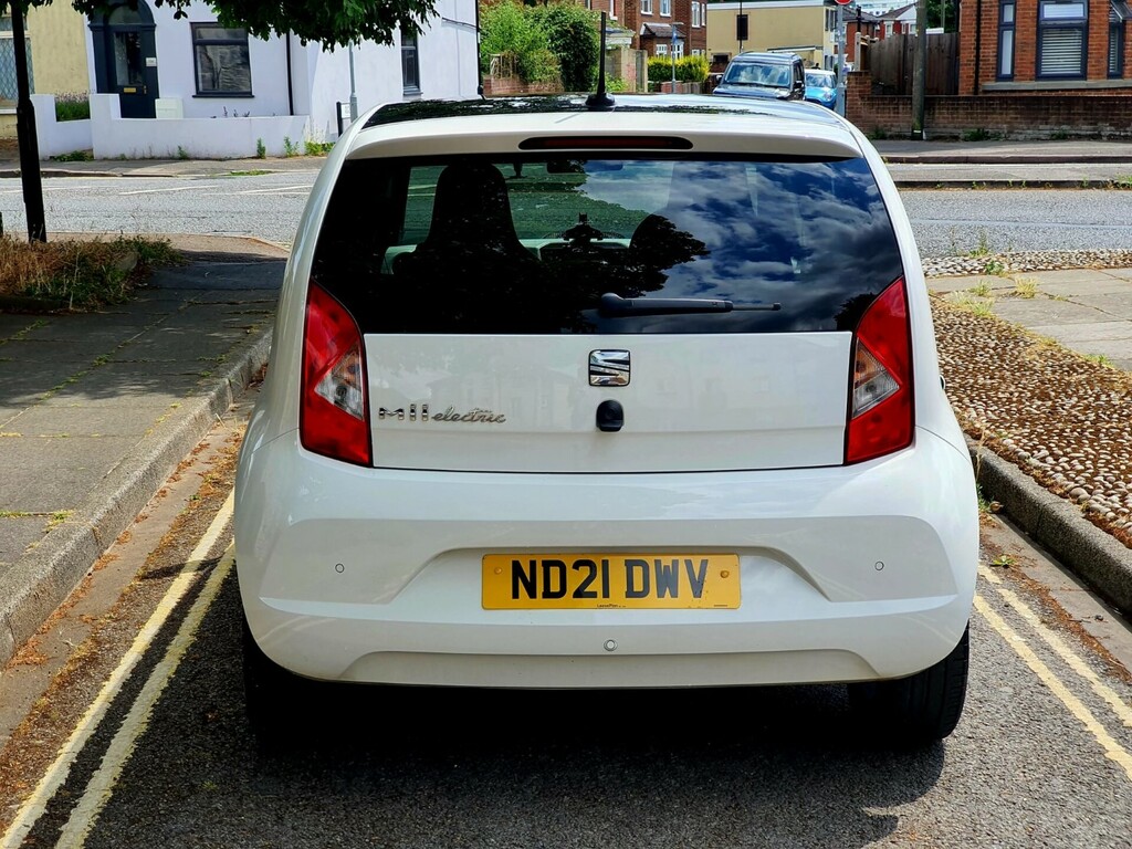 Seat MII E White #4