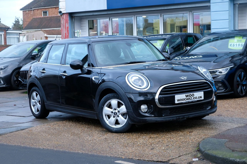Mini Hatch Series II Black
