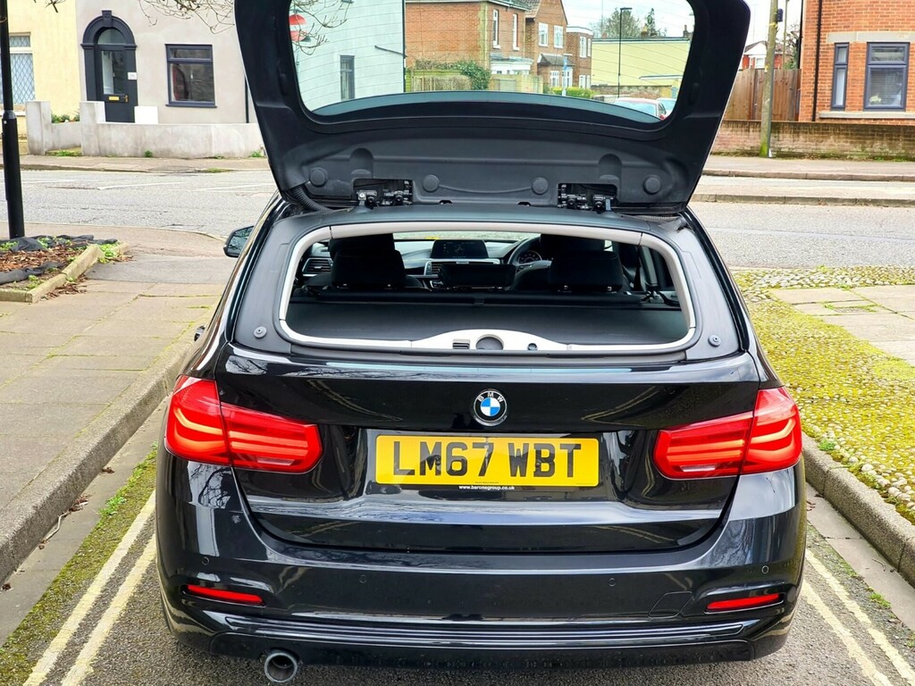BMW 3 Series Sport Touring LM67WBT Black #3