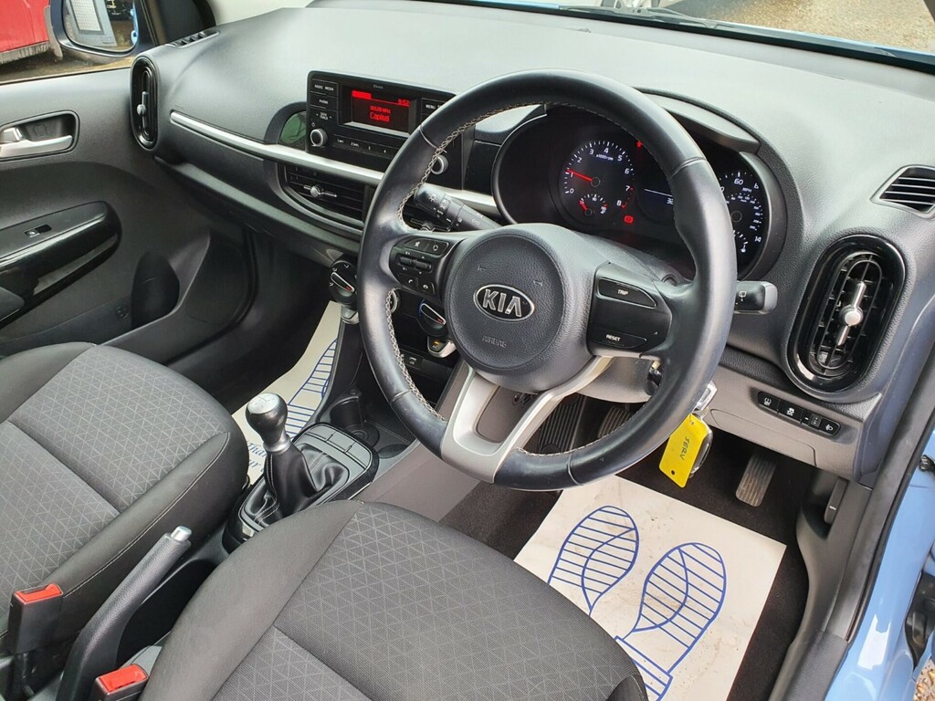 Kia  Gtls 2.0Crdi Red #10