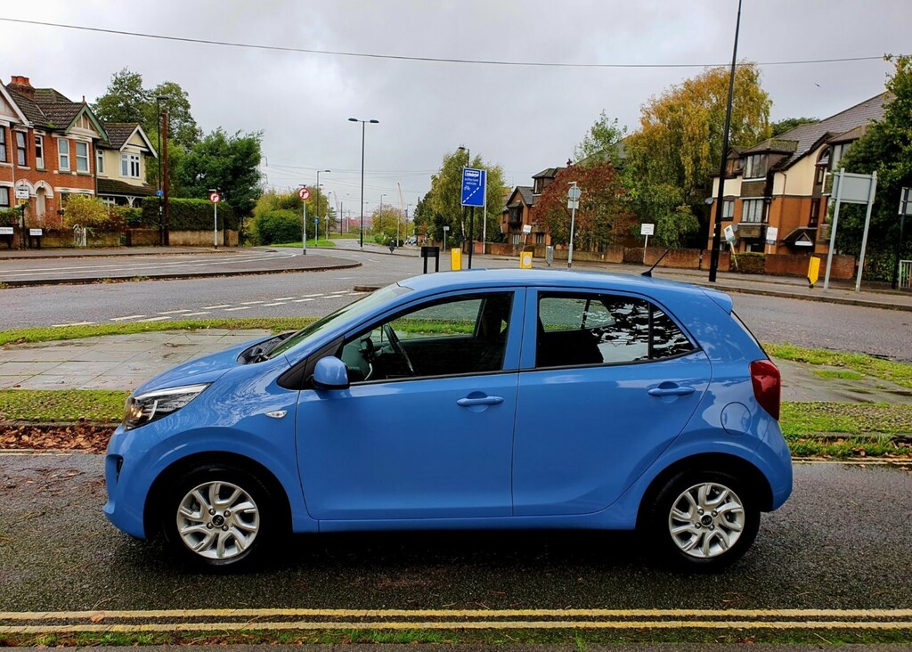 Kia  Gtls 2.0Crdi Red #4