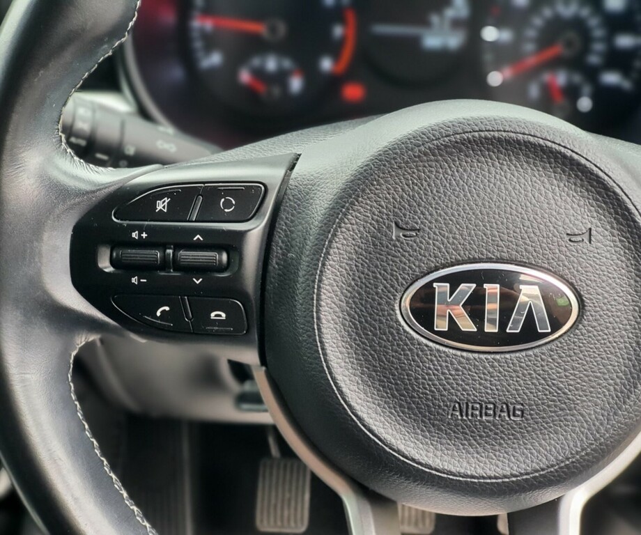 Kia  Gtls 2.0Crdi Red #9