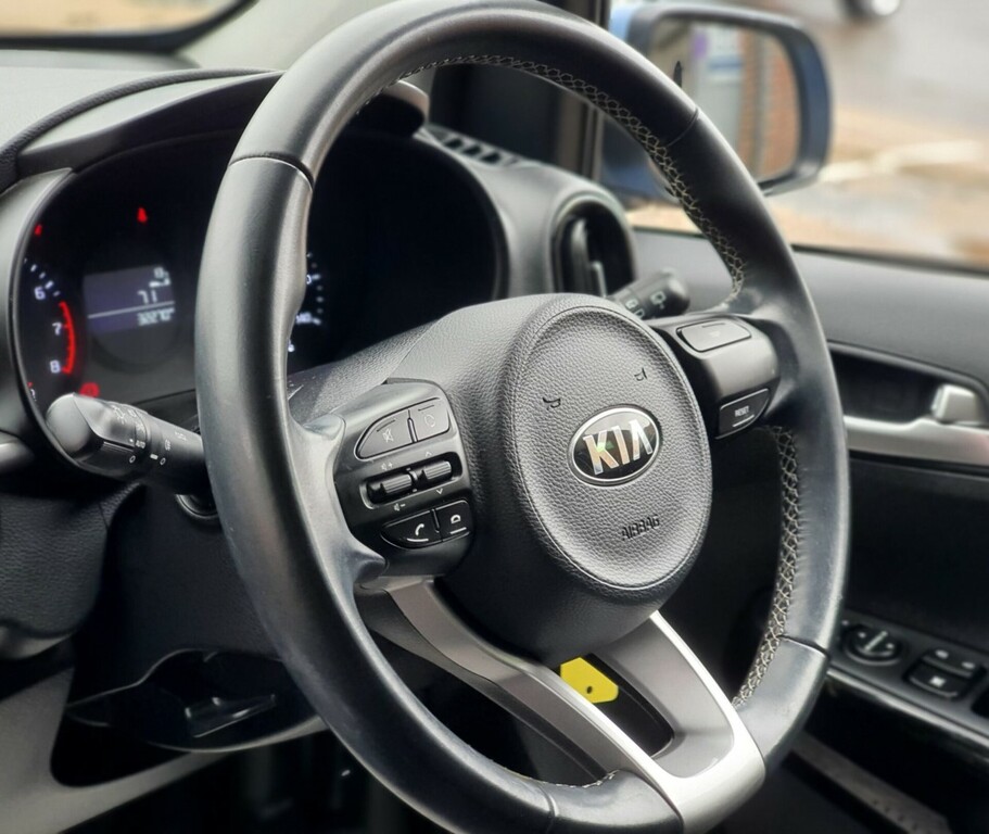 Kia  Gtls 2.0Crdi Red #13