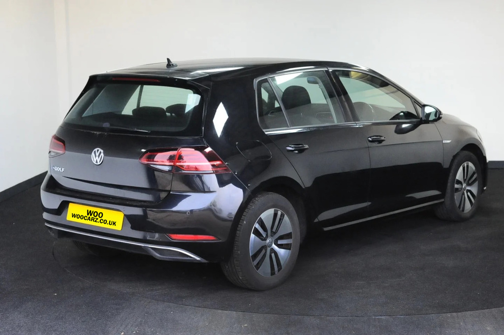 Volkswagen e-Golf Electric Black #4
