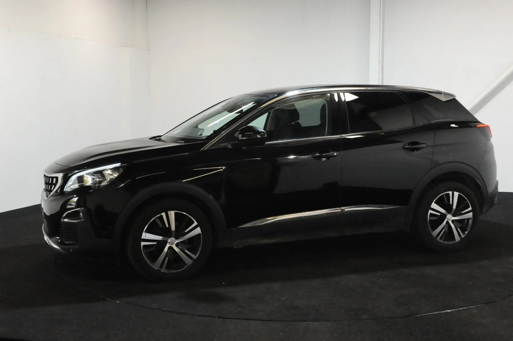 Peugeot 3008 Bluehdi Allure  Black #2