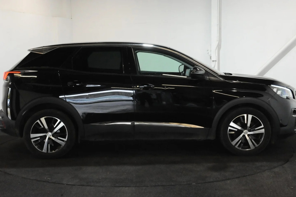 Peugeot 3008 Bluehdi Allure Black