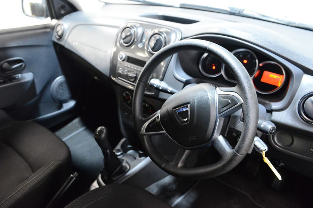 Dacia Sandero Essential Tce Black #3