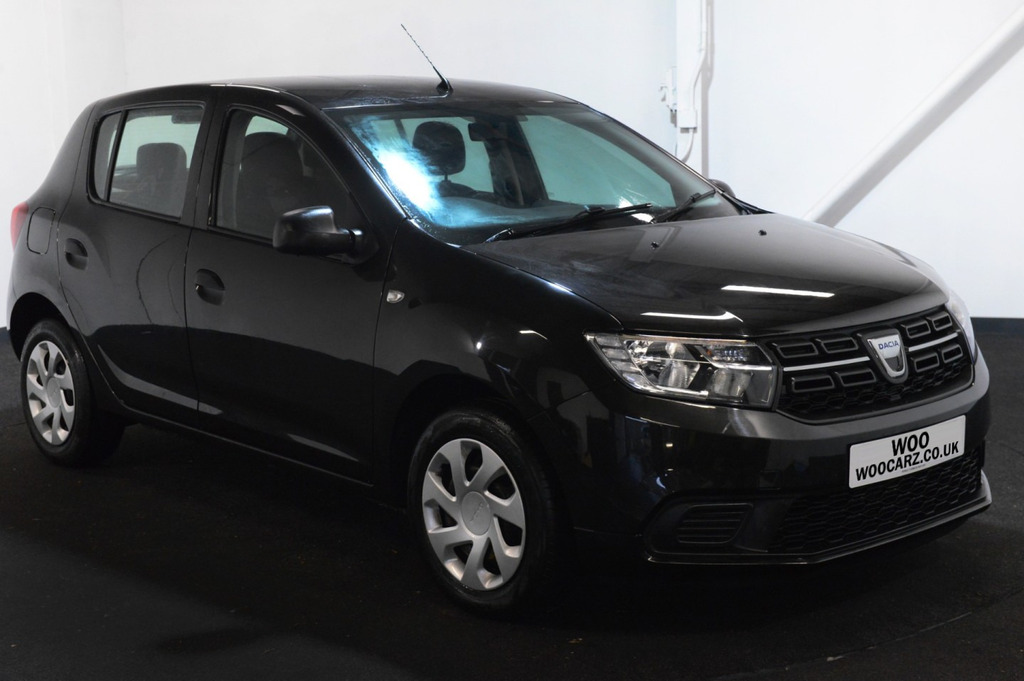 Dacia Sandero Essential Tce Black