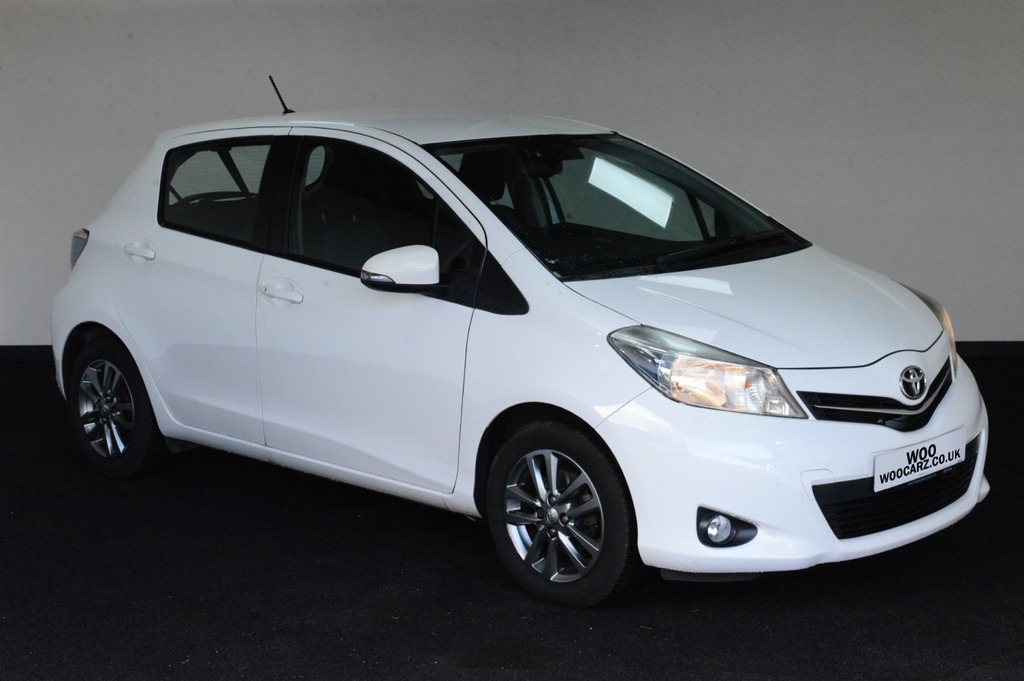 Toyota Yaris Vvt-i Icon Plus White