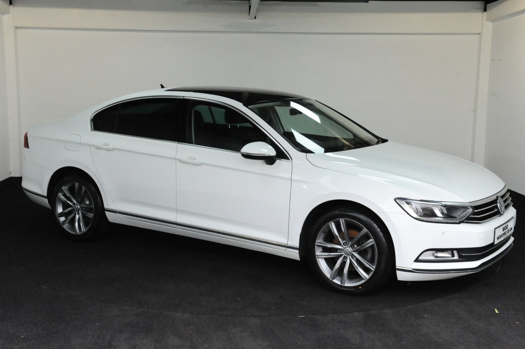 Volkswagen Passat Gt Tsi Evo Desg White #2