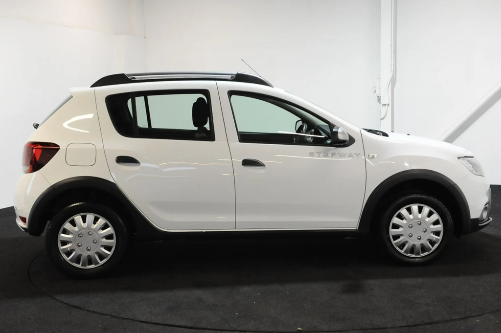 Dacia Sandero Stepway Comfort Tce White #4