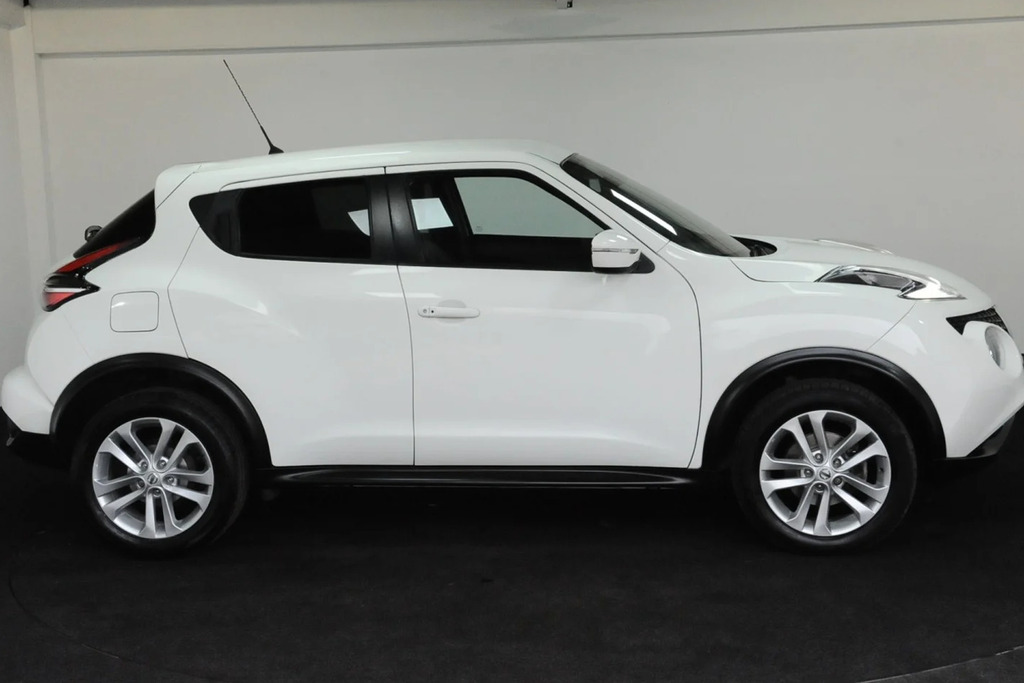 Nissan Juke N-connecta Dig-t White #4