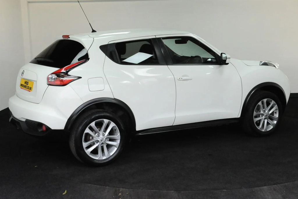 Nissan Juke N-connecta Dig-t White #5