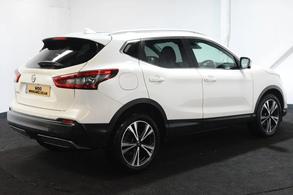 Nissan Qashqai Dci N-connecta White #3