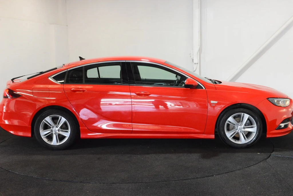 Vauxhall Insignia Sri Vx-line Nav Red #4