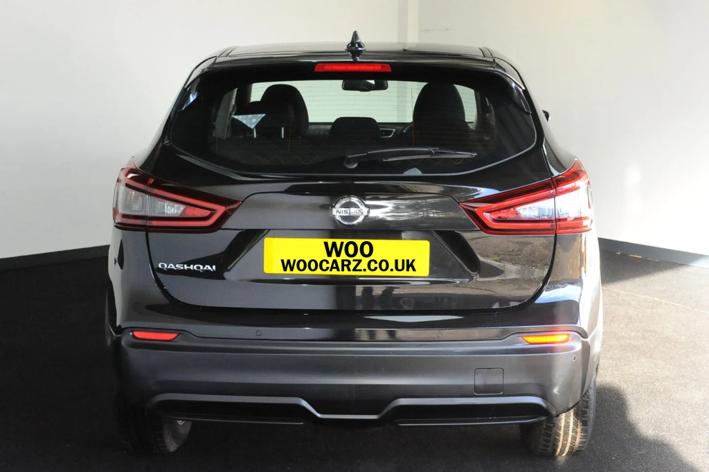 Nissan Qashqai Dci N-tec Black #4