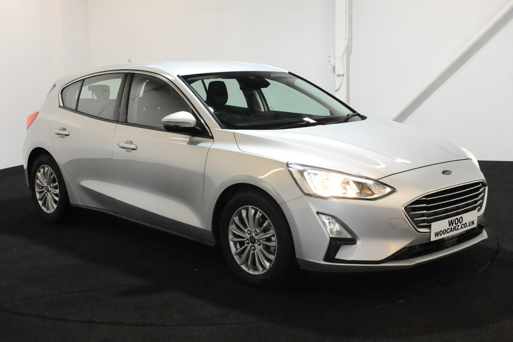 Ford Focus Titanium Silver