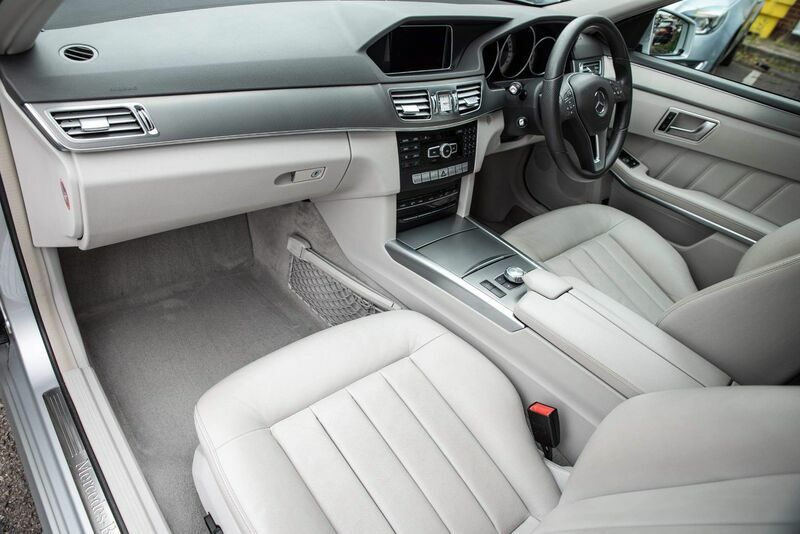 Mercedes-Benz E Class E220 Cdi Se Silver #4