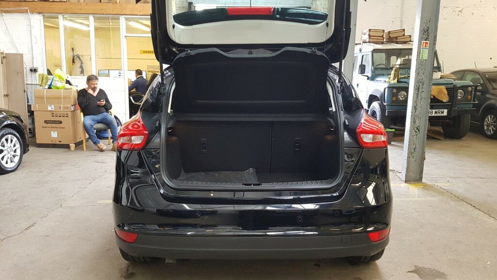 Ford Focus Titanium X Tdci FA16HPE Black #5