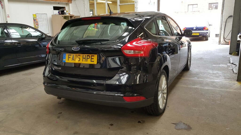 Ford Focus Titanium X Tdci FA16HPE Black #6