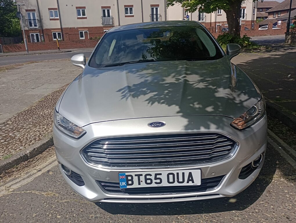 Ford Mondeo Titanium Tdci 5-Door BT65OUA Silver #2