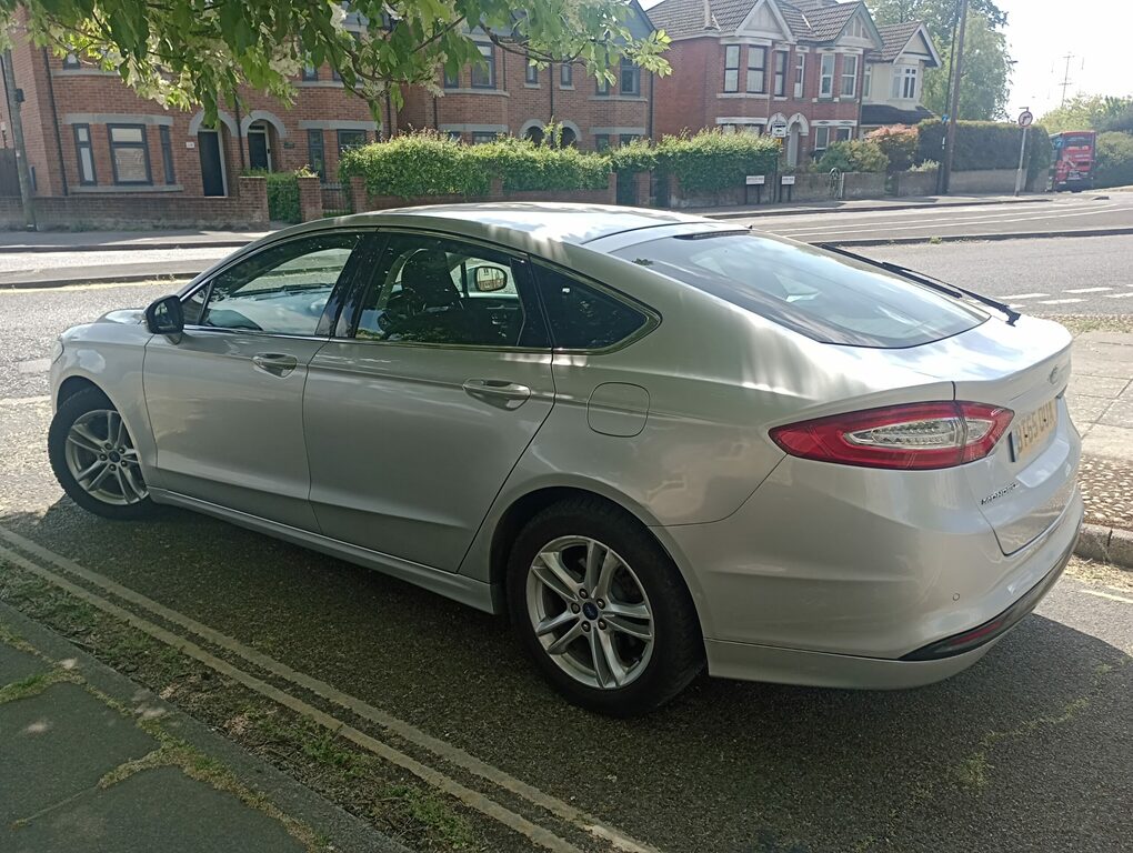 Ford Mondeo Titanium Tdci 5-Door BT65OUA Silver #3