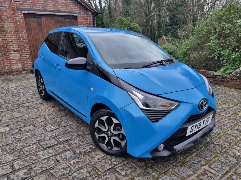 Toyota Aygo X Manual Blue