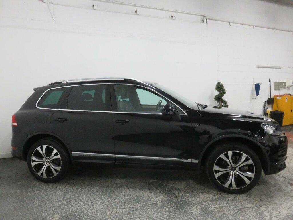 Volkswagen Touareg Suv 3.0 Tdi V6 Bluemotion Tech R-line Tiptronic 4W MA14XDL Black #3