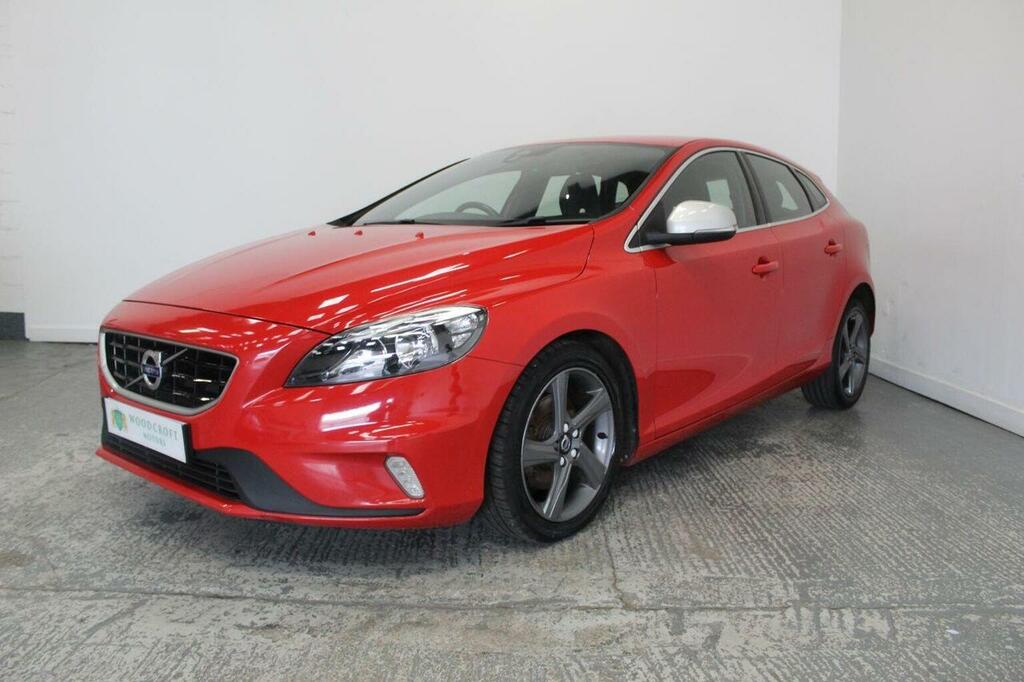 Volvo V40 Hatchback 2.0 D2 R-design Euro 6 Ss 20151 SA16MFP Red #2