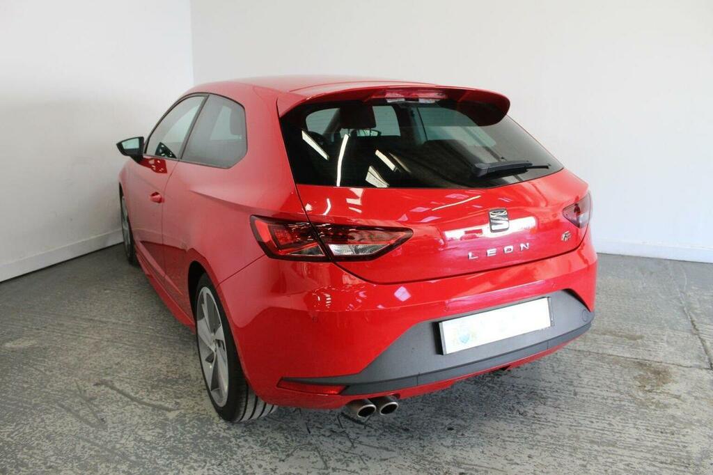 Seat Leon Hatchback 2.0 Tdi Fr Titanium Sport Coupe Euro 6 FP17FXF Red #5