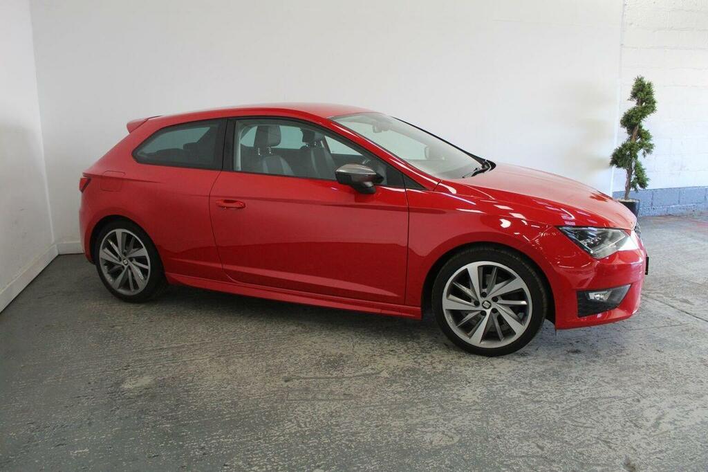 Seat Leon Hatchback 2.0 Tdi Fr Titanium Sport Coupe Euro 6 FP17FXF Red #3