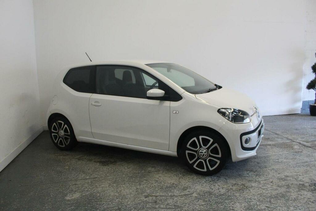 Volkswagen Up Hatchback 1.0 High Up Euro 5 201464 SP64TZN White #3
