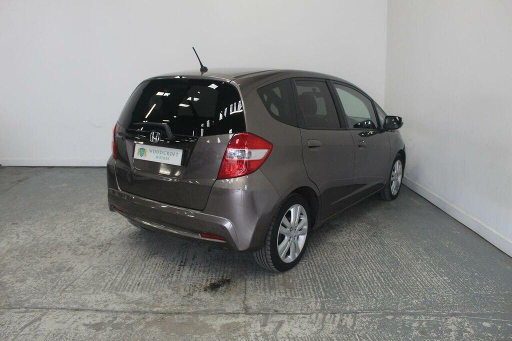 Honda Jazz Hatchback 1.4 I-vtec Es Plus Cvt Euro 5 2013 HX63CCA Brown #6