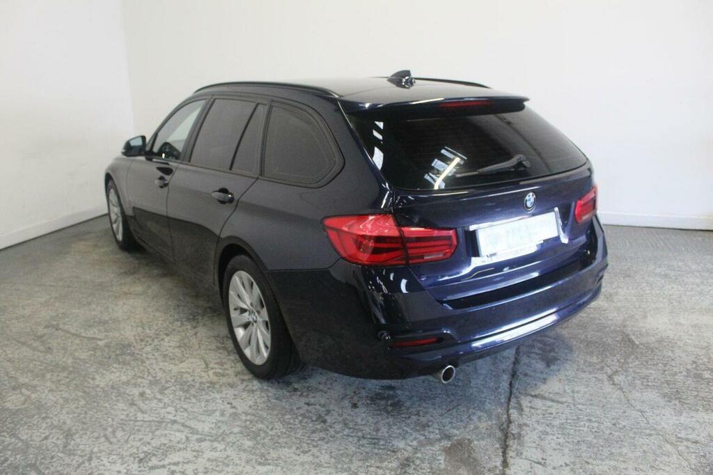 BMW 3 Series Estate 2.0 316D Se Touring Euro 6 Ss WD17KFX Blue #5
