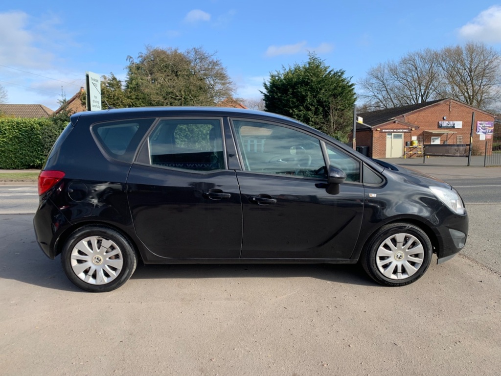 Vauxhall Meriva Exclusiv 1.4T 16V 140 Black