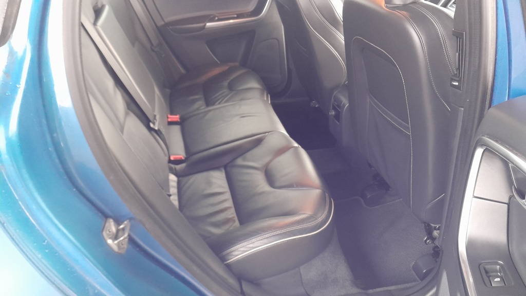 Volvo XC60 Vehicle Details Price - 12495 Make Volvo Model CA66PXN Blue #3