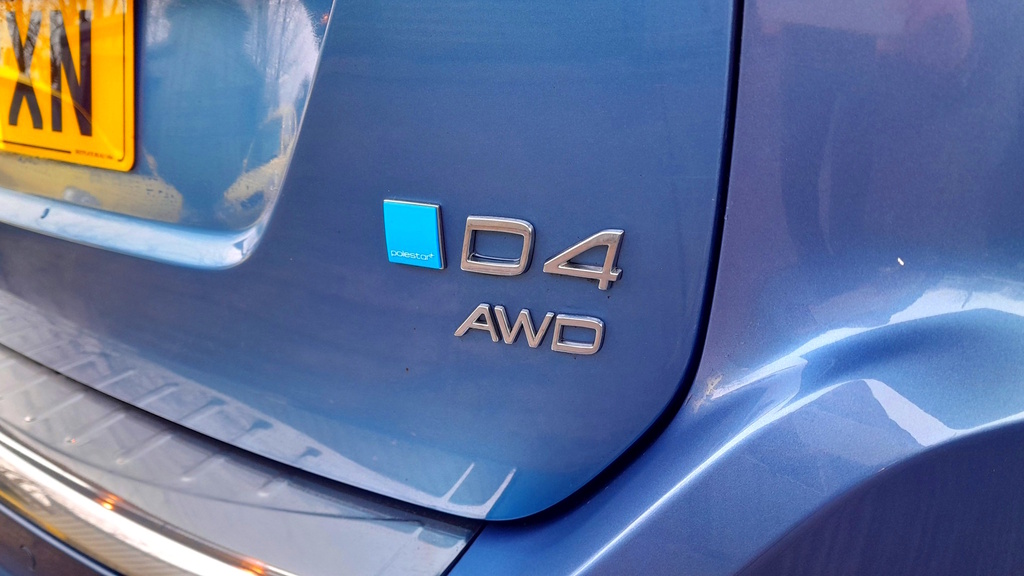 Volvo XC60 Vehicle Details Price - 12495 Make Volvo Model CA66PXN Blue #2