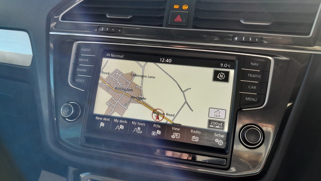 Volkswagen Tiguan Vehicle Details Price - 12995 Make Volkswagen Mo YH16PAF Brown #3