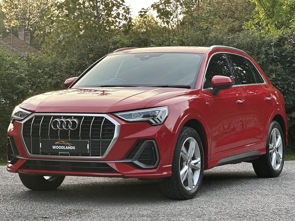 Audi Q3 Suv RV70ZJY Red #4