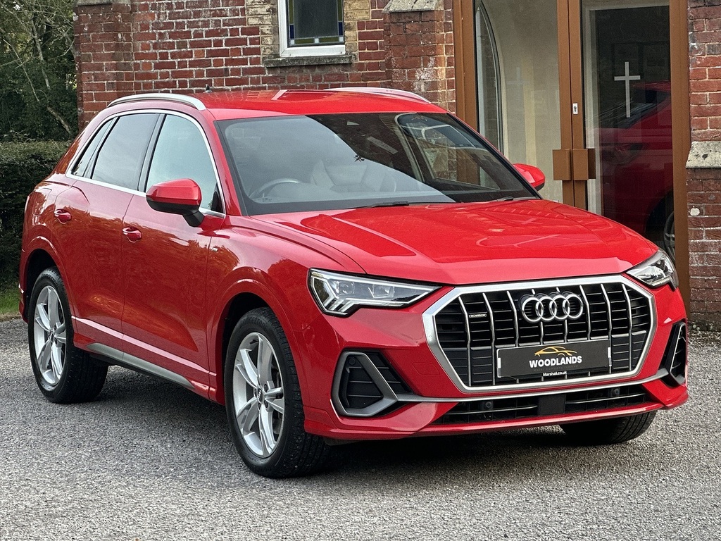 Audi Q3 Suv Red